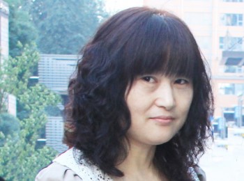 画家 张学英