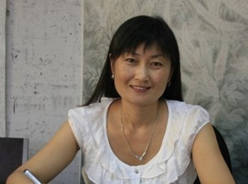 画家 包瑛辉