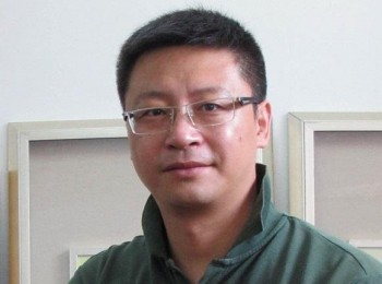 画家 吕子扬