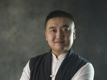 画家 康凯