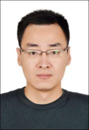 画家 刘冠儒
