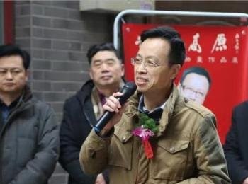 画家 谢凯泽