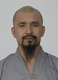 画家 王亚新