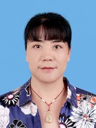 画家 王娜