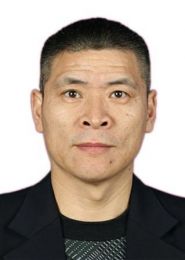 画家 杨临江