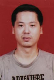 画家 谭永辉