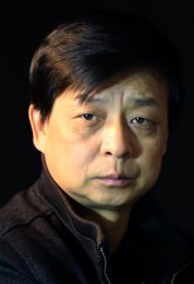 画家 董新杰