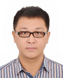 画家 覃超