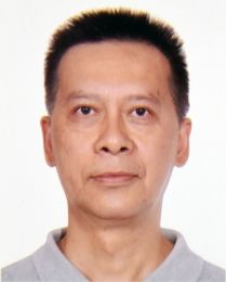 画家 何伟