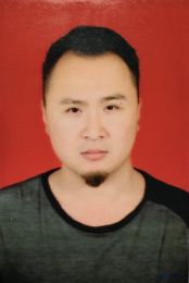 画家 童晓飞