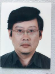 画家 姜亚洲