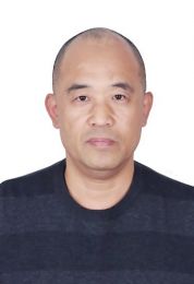 画家 郭去尘