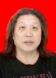 画家 李世春