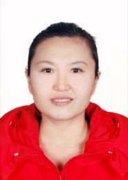 画家 王丽雅