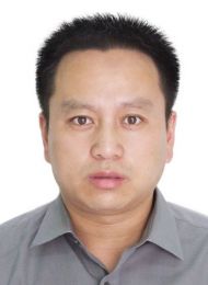 画家 万新华