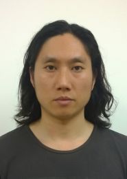 画家 黄云飞