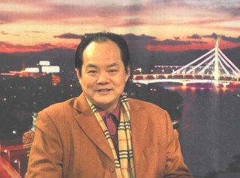 画家 余立新