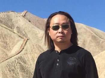 画家 陈万福