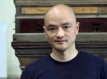 画家 王光乐