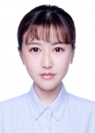 画家 陈怡