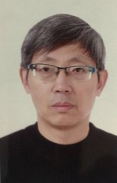 画家 黄伯君