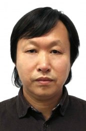画家 李满春