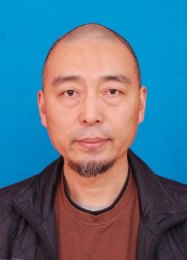 画家 李志宏