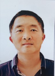 画家 王依民