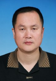 画家 刘建平