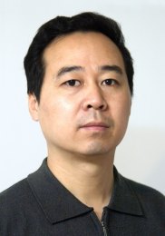 画家 王巍