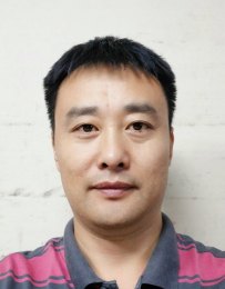 画家 于波