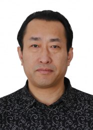 画家 李华峰