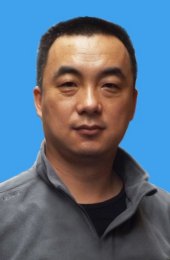 画家 李益兵