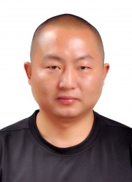 画家 郭洪