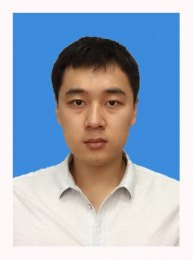 画家 王佳鑫