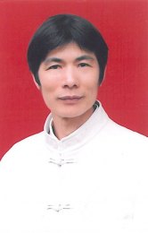 画家 莫立钦