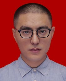 画家 丁言伟