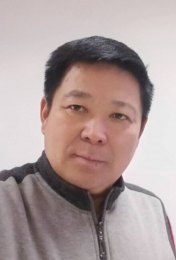 画家 李勇