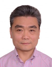 画家 王盈