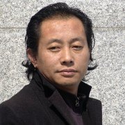 画家 肖伟