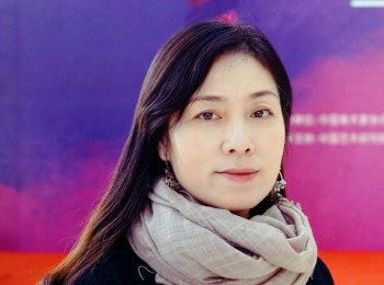 画家 林娜