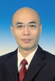 画家 陈子胄