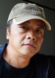 画家 周维