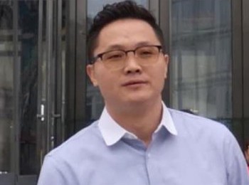 画家 谢振平