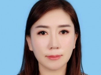 画家 王锶珞