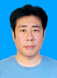 画家 荣力