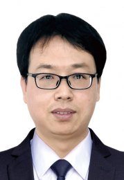 画家 张彦斌