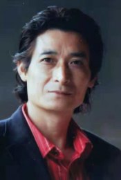 画家 陈尔荣