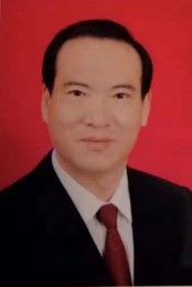 画家 崔兆磊