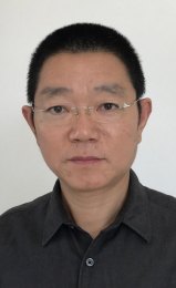 画家 李洪贞